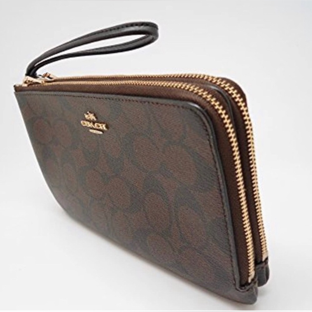 Coach (Corner) LRG Double Zip Wristlet/ Wallet w/ Coach paper gift bag included